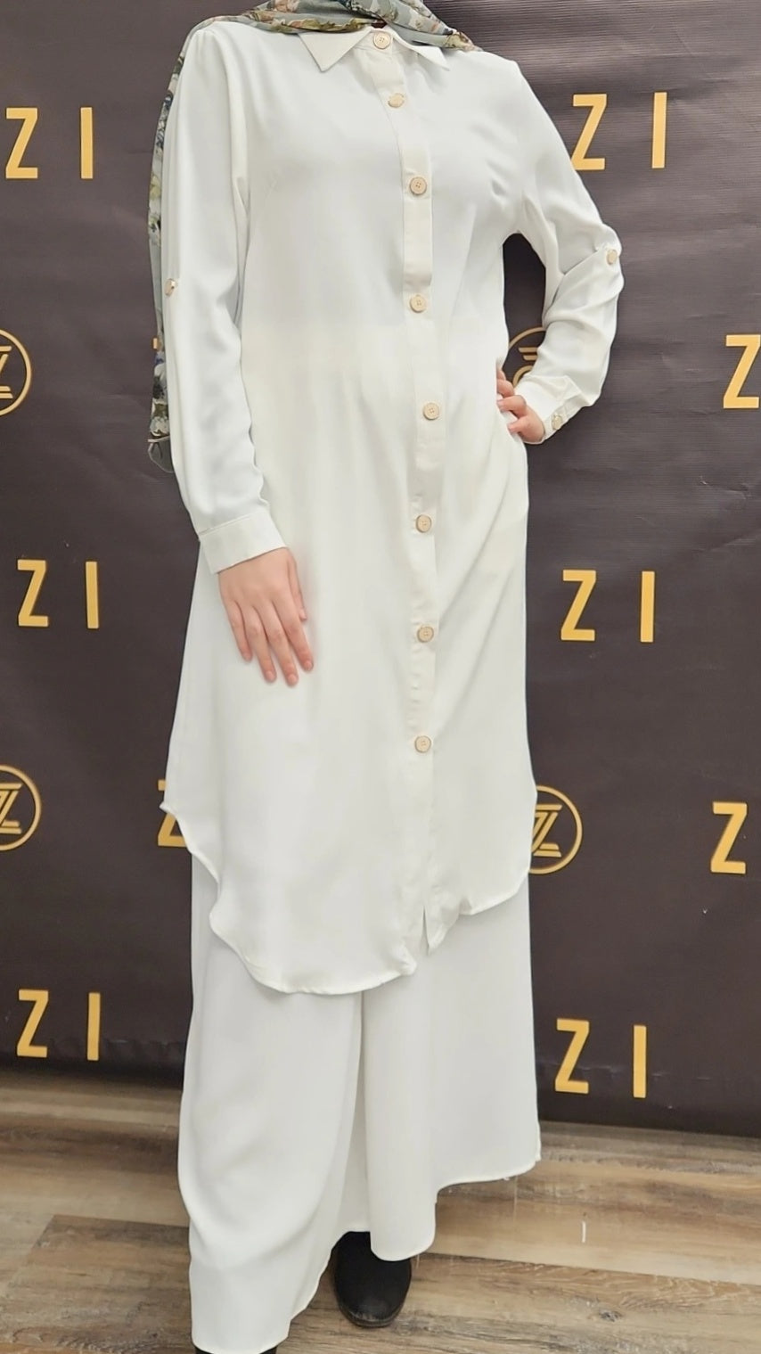 Flowy Button-Down Dress Shirt (Midi)