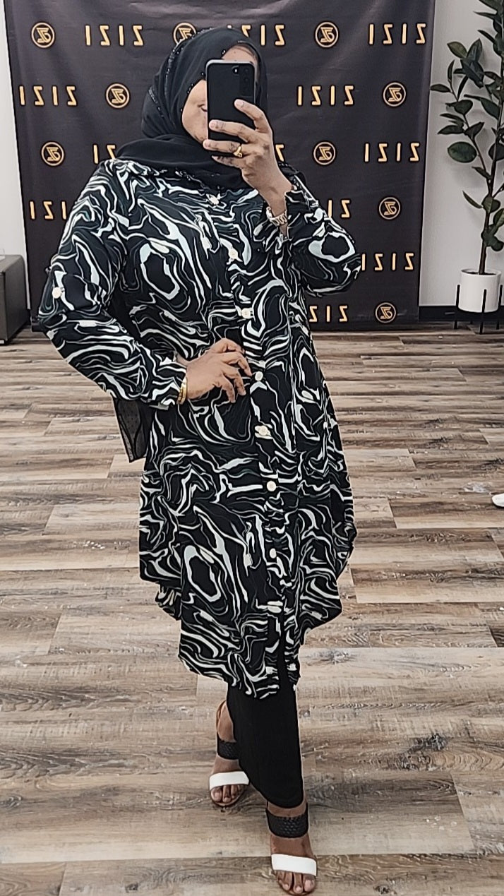 Swirls Print Dress Shirt MIDI in black and white worn with black pants and sandals