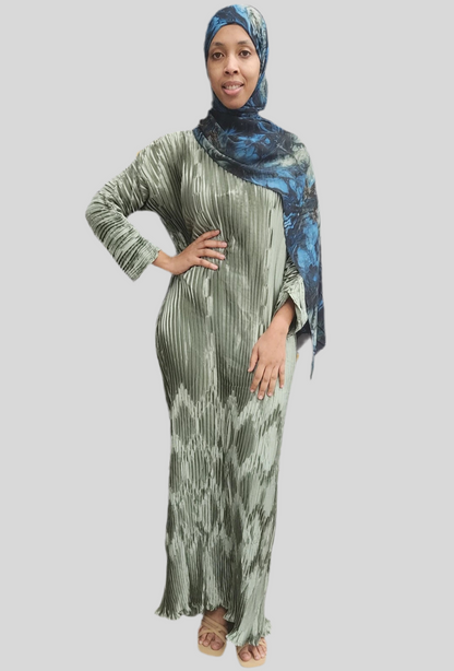 Ribbon Pleated Dress long-sleeved