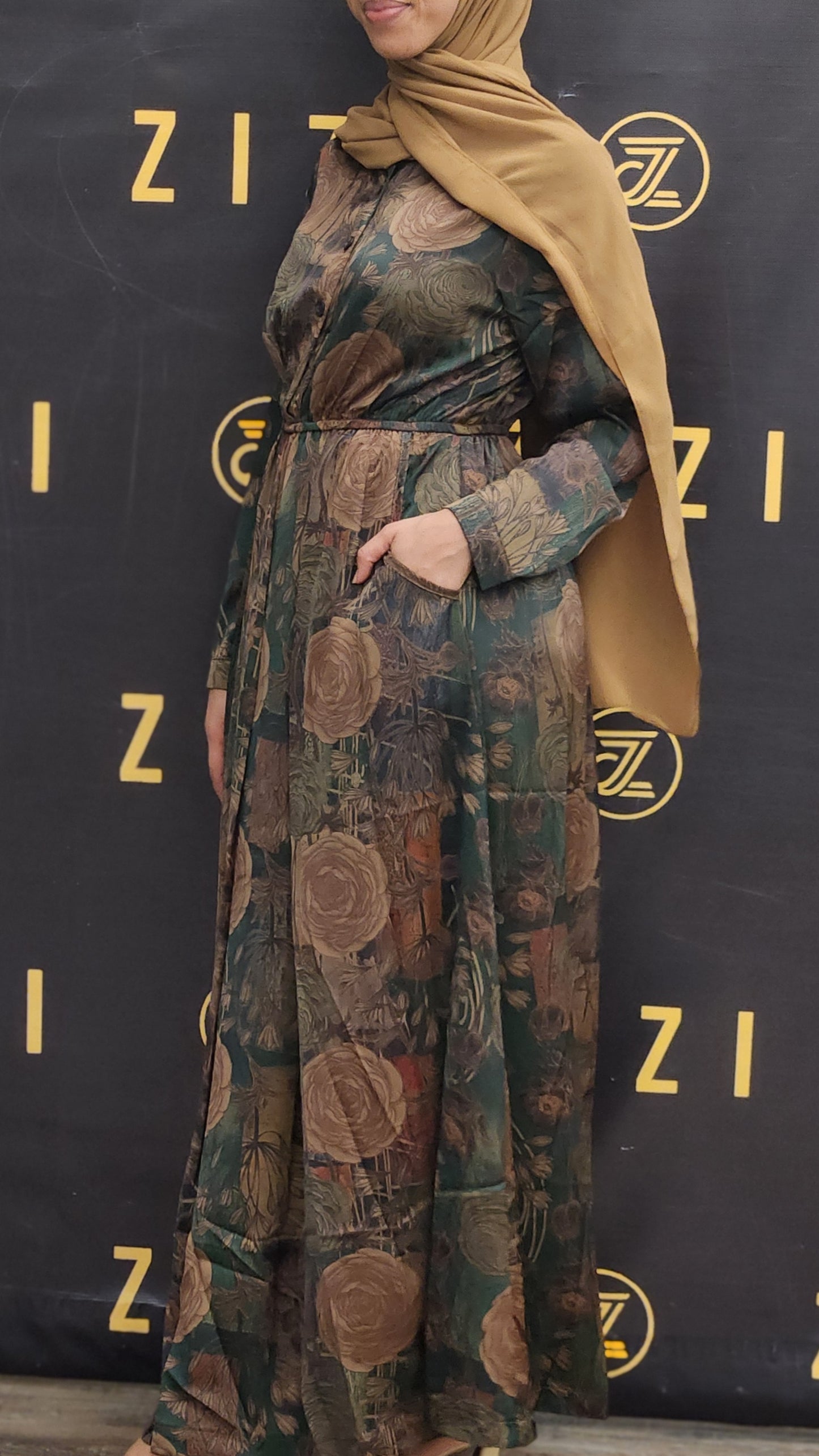 Silk Satin Print Dress Elastic Flowy Style