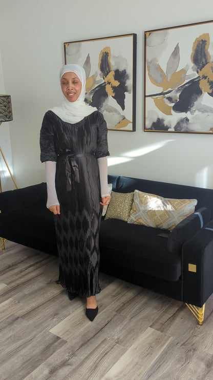 Ribbon Pleated dress short-sleeved