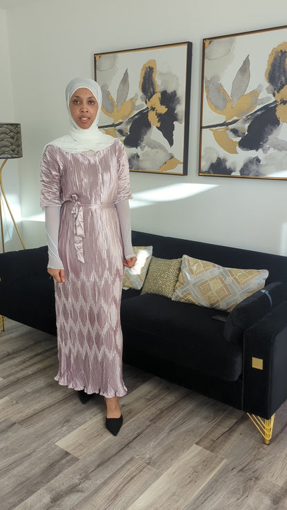 Ribbon Pleated dress short-sleeved