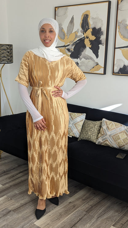 Ribbon Pleated dress short-sleeved