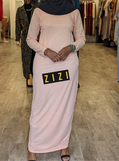 ZIZI Checkered Color Maxi Dress in soft pink with long sleeves and full length design