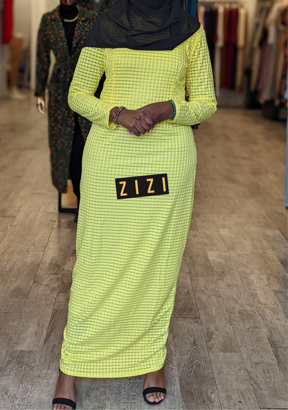 ZIZI Checkered Color Maxi Dress in light green with long sleeves and fitted silhouette