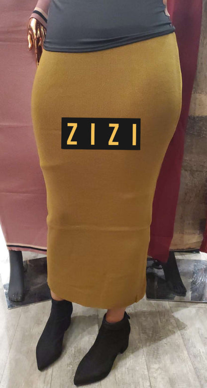 Free Size Women's Sweater Maxi Skirt in mustard yellow worn with black top and ankle boots