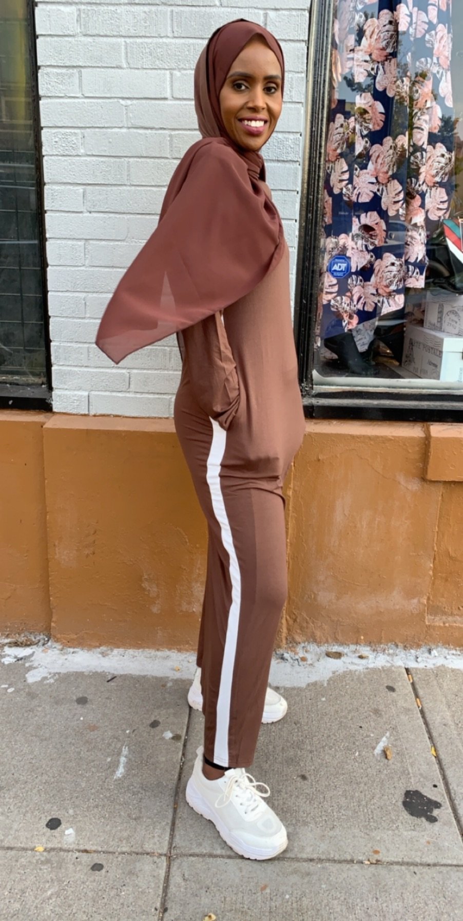 Zizi Boutique Jersey Hoodie Dress XL / Brown
