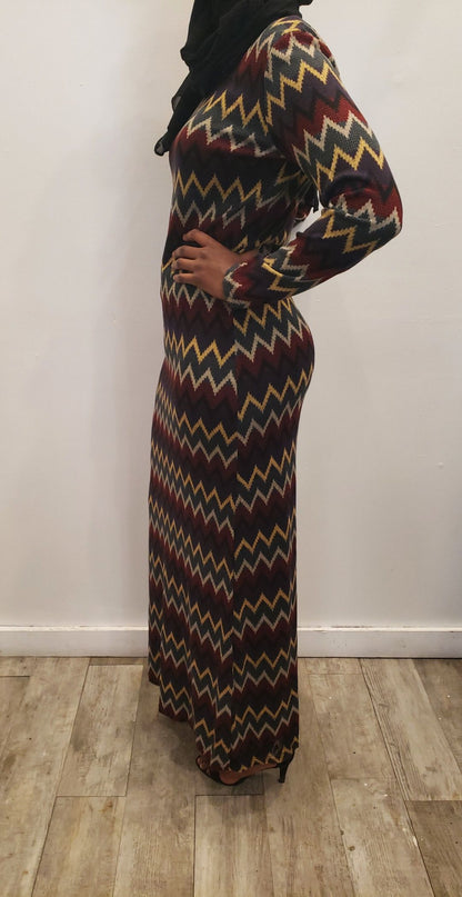 ZIZI Winter Maxi Dress Zig Zag Bold Print maxi pocket dress with long sleeves and fitted waist