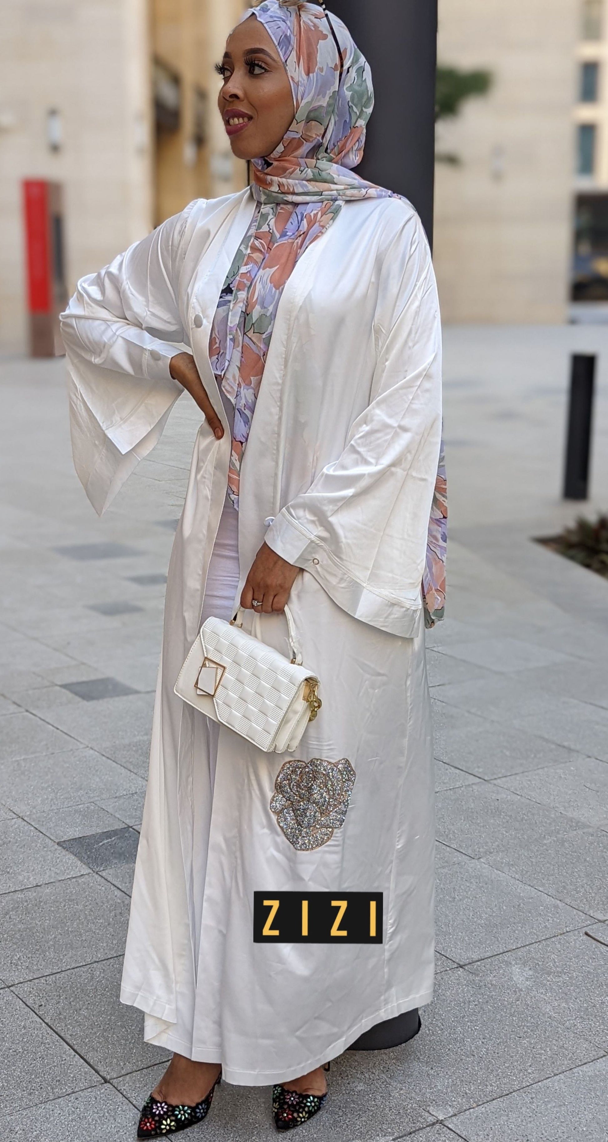 ZZ Satin Flower Kimono — White - ZIZI Boutique